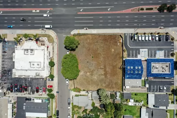 Huntington Beach, CA 92647,7942 Speer