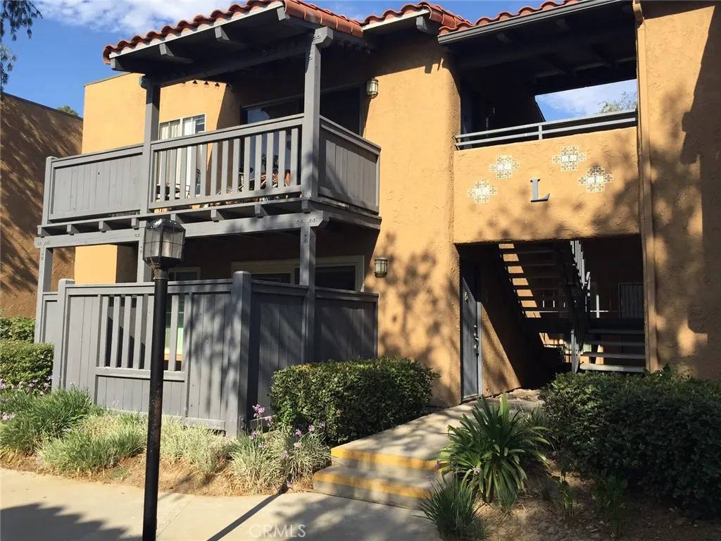1345 Cabrillo Park Drive #L4, Santa Ana, CA 92701
