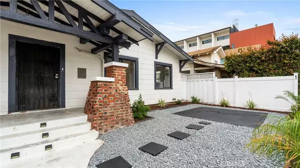 San Diego, CA 92103,4095 Albatross Street