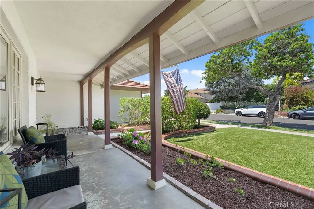 Los Alamitos, CA 90720,3812 Denwood Avenue