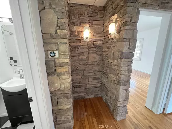 Long Beach, CA 90808,5423 E Walkerton Street