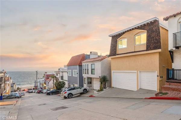 217 43rd Street, Manhattan Beach, CA 90266