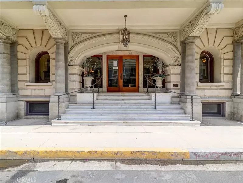 1030 East Ocean Boulevard #403, Long Beach, CA 90802