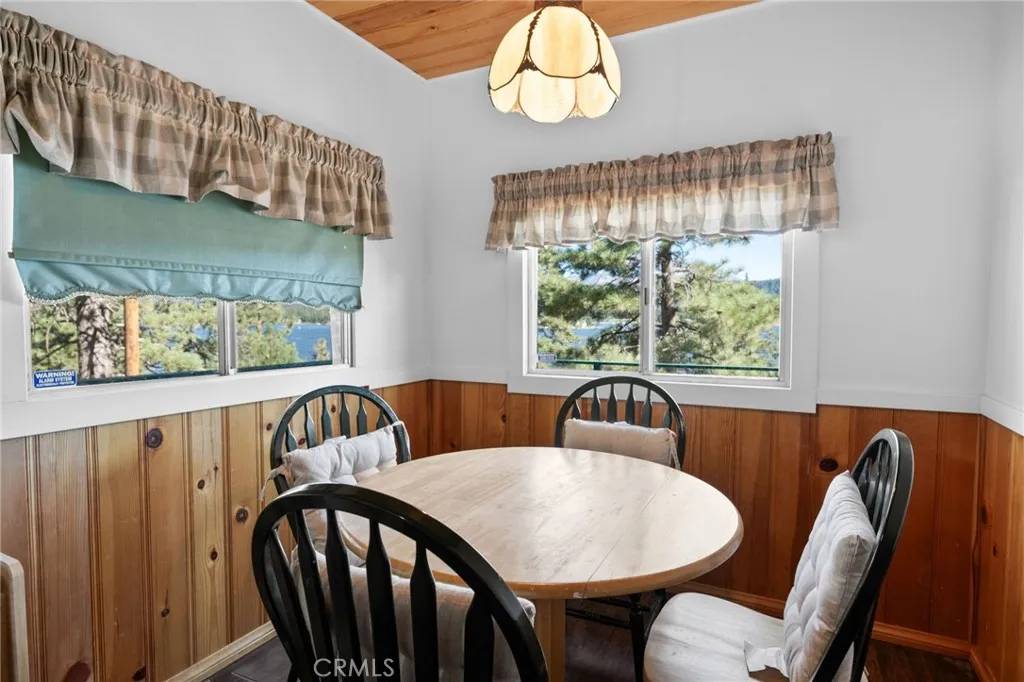 Fawnskin, CA 92333,336 Big Bear Trail