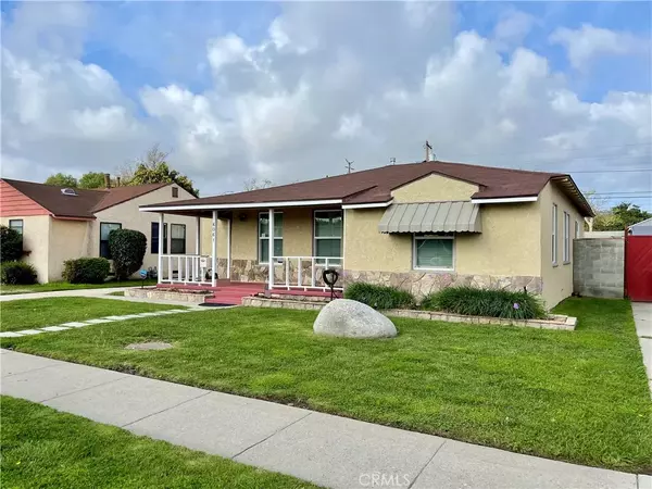 6061 Pepperwood Avenue, Lakewood, CA 90712