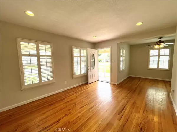 Lakewood, CA 90712,6061 Pepperwood Avenue