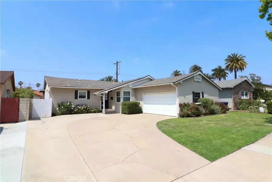 425 E Wilson Avenue, Orange, CA 92867