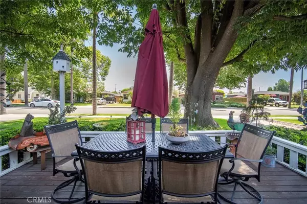 Orange, CA 92868,132 N Jewell Place