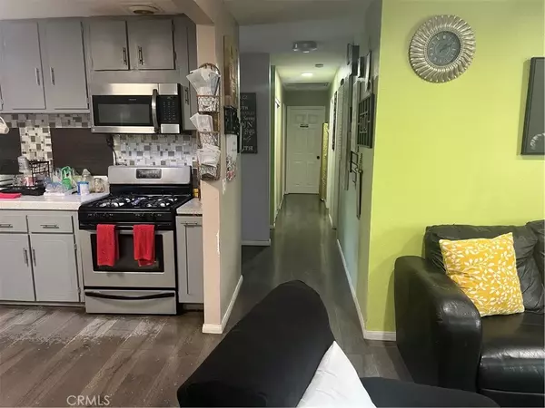 Riverside, CA 92503,8943 Delano Drive