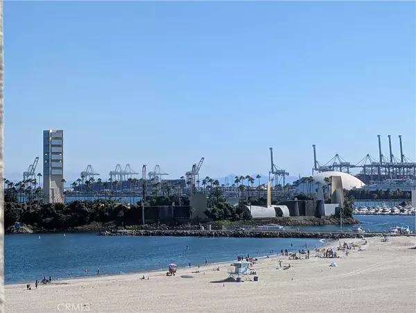 Long Beach, CA 90802,1140 E Ocean #333 Boulevard #333