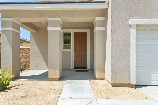 Jurupa Valley, CA 92509,6438 Canyonlands Drive