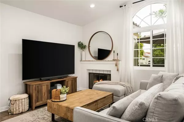 Rancho Santa Margarita, CA 92688,70 Via Prado