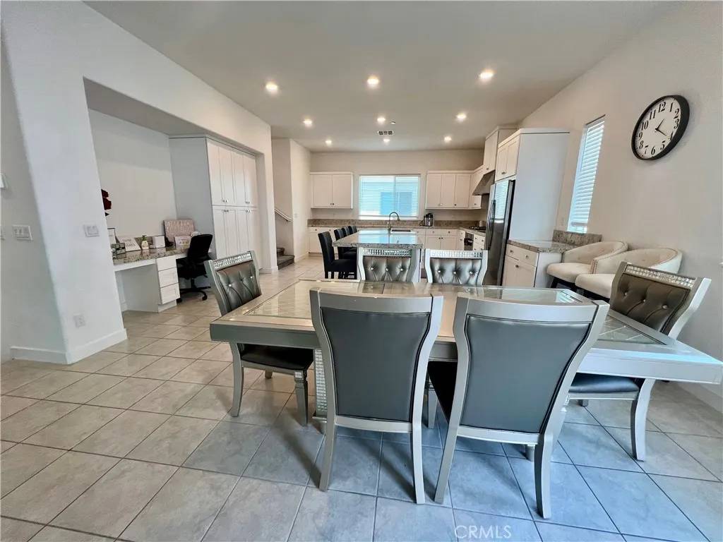 Anaheim, CA 92805,1886 S Westside Drive #57