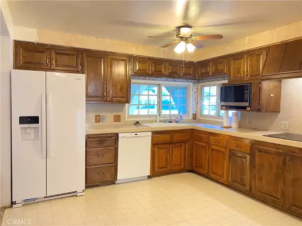 Anaheim, CA 92807,423 N Redrock Street