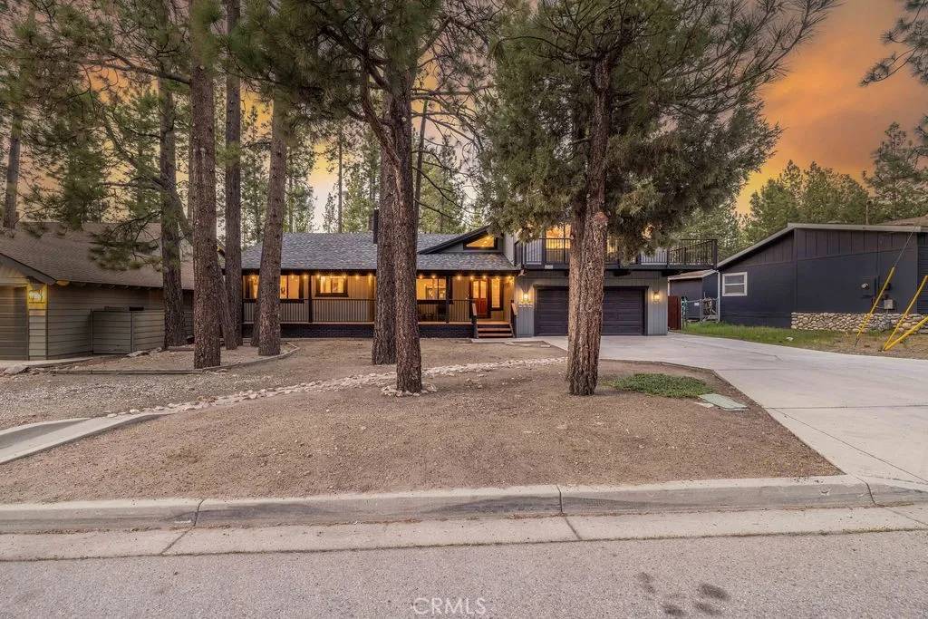 Big Bear Lake, CA 92315,41692 Park Avenue