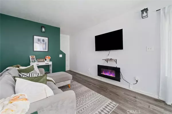 La Verne, CA 91750,3051 Knollwood Avenue