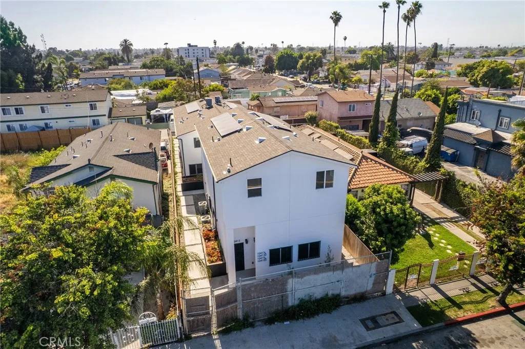 10415 Avalon Boulevard, Los Angeles, CA 90003