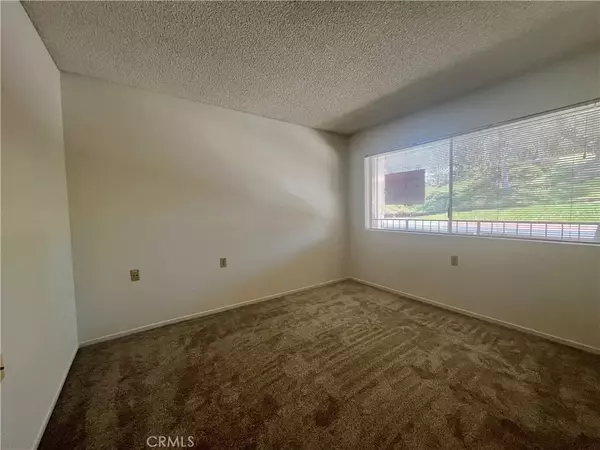 Laguna Woods, CA 92637,5368 Algarrobo #2F