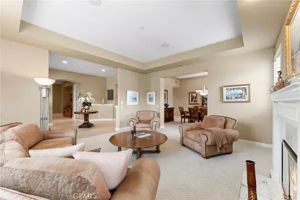 Santa Ana, CA 92705,1522 Oakhill Court