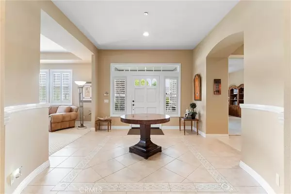Santa Ana, CA 92705,1522 Oakhill Court