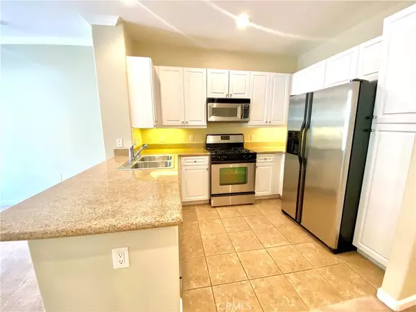 Irvine, CA 92612,3207 Watermarke Place
