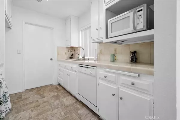 Coalinga, CA 93210,385 E Valley Street