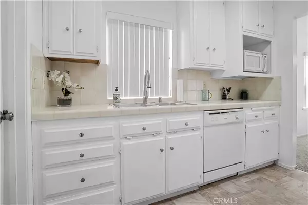 Coalinga, CA 93210,385 E Valley Street