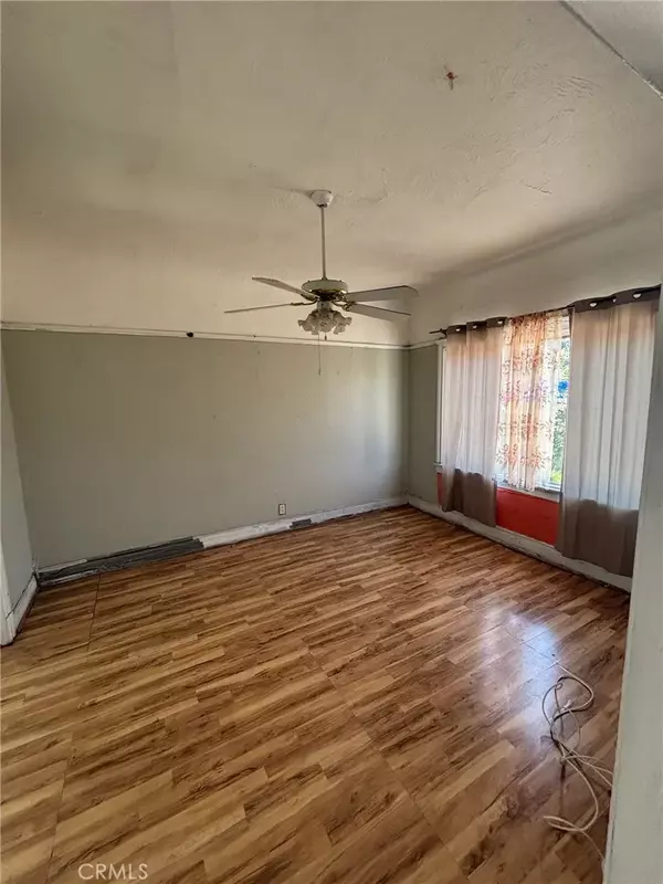 Los Angeles, CA 90031,127 E Avenue 45