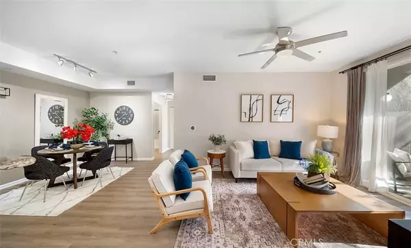 1801 E Katella Avenue #2076, Anaheim, CA 92805