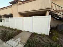 Fullerton, CA 92833,3151 Cochise Way #24