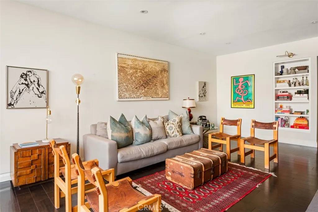 West Hollywood, CA 90069,930 N Wetherly Drive #201