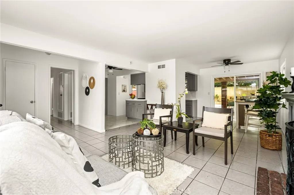 Santa Ana, CA 92701,1641 E 14th Street
