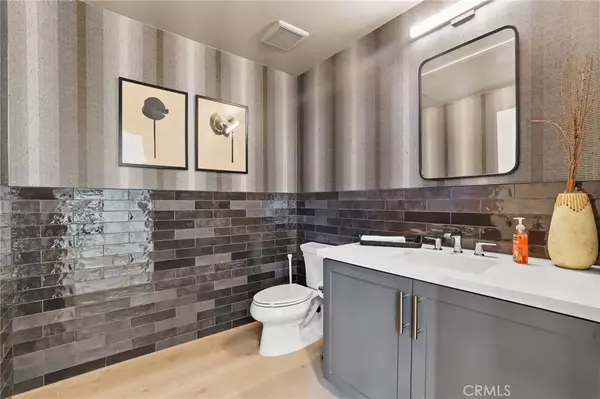 Huntington Beach, CA 92648,19011 Main Street #113