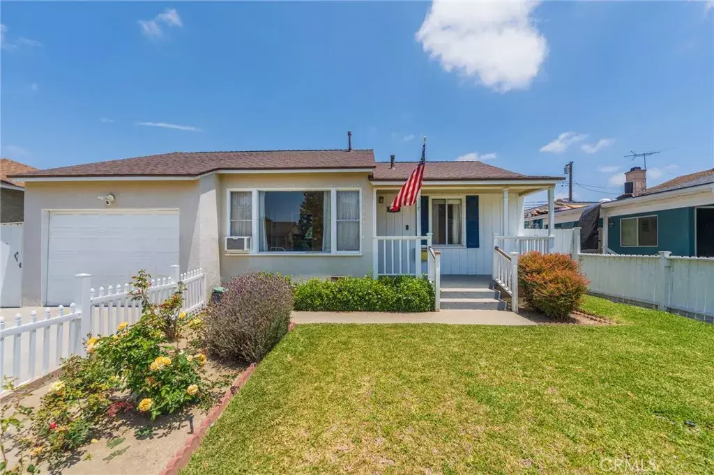 Lakewood, CA 90712,5532 Pearce Avenue