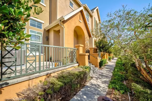 1133 Maag Place #107, Fullerton, CA 92833