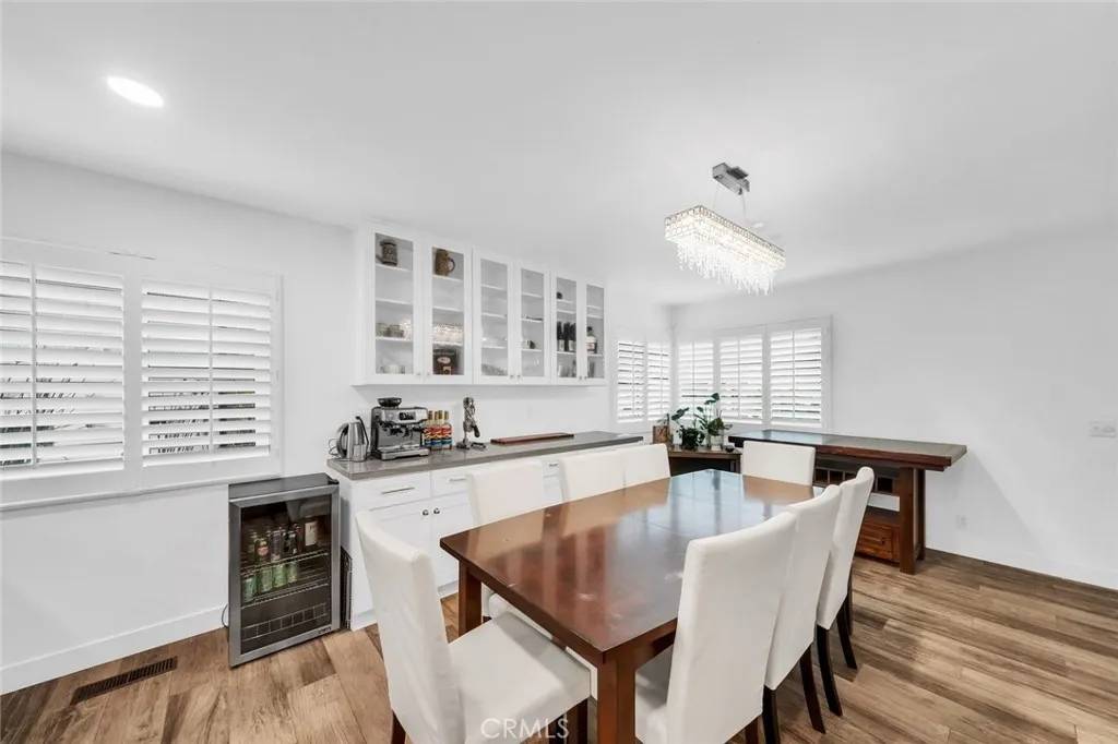 San Diego, CA 92109,1194 Agate Street