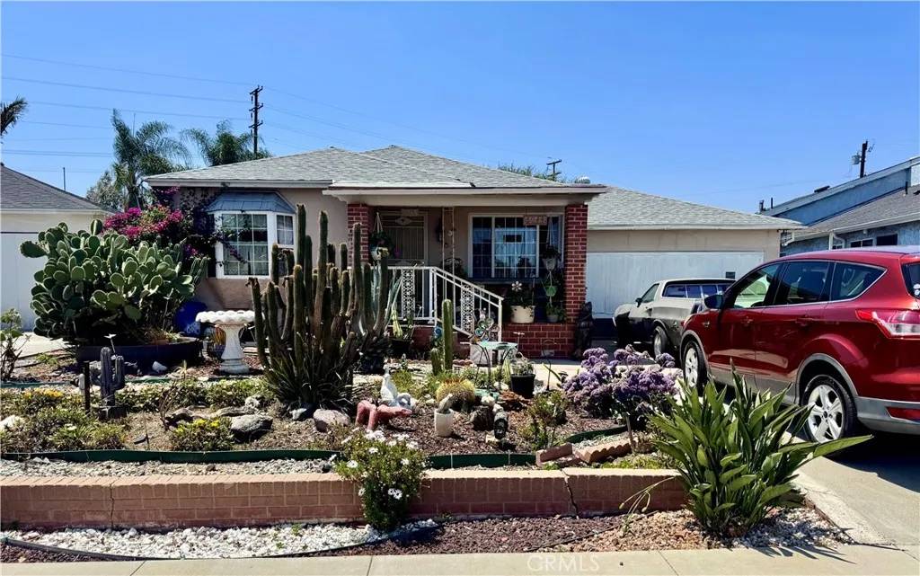 5043 Brayton Avenue, Long Beach, CA 90807