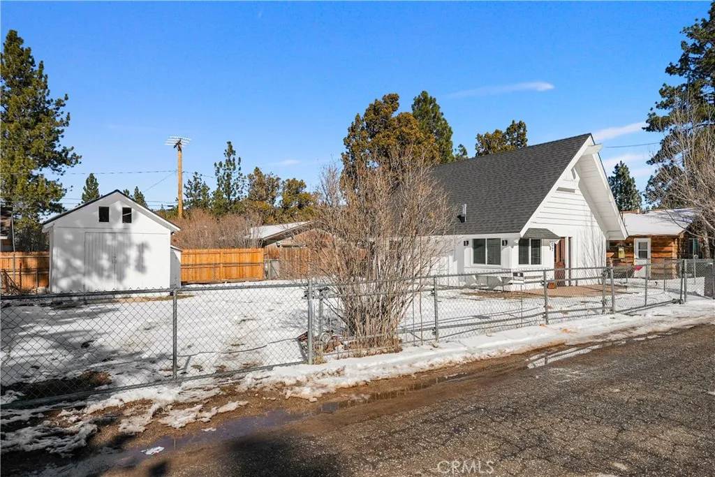 Big Bear City, CA 92314,2107 4th Lane