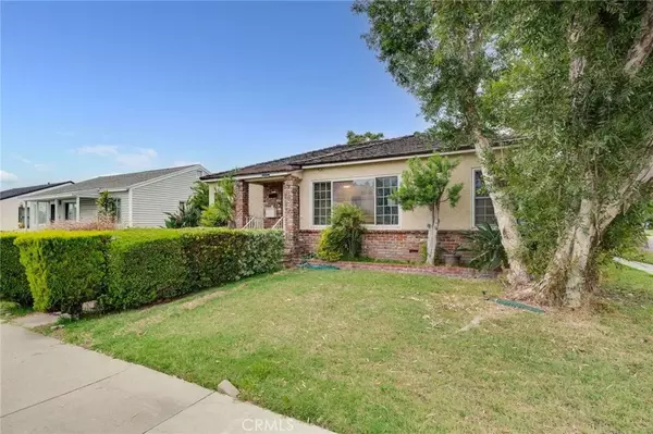 Lakewood, CA 90712,5302 Montair Avenue