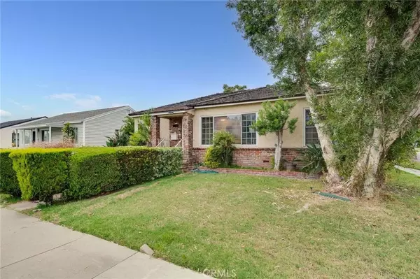 Lakewood, CA 90712,5302 Montair Avenue