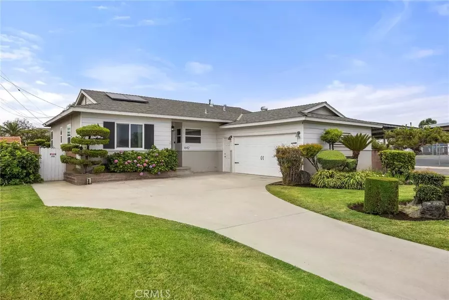 1642 W Woodcrest Avenue, Fullerton, CA 92833