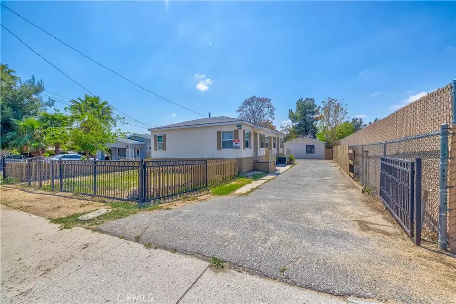 164 S Santa Fe Avenue, San Jacinto, CA 92583