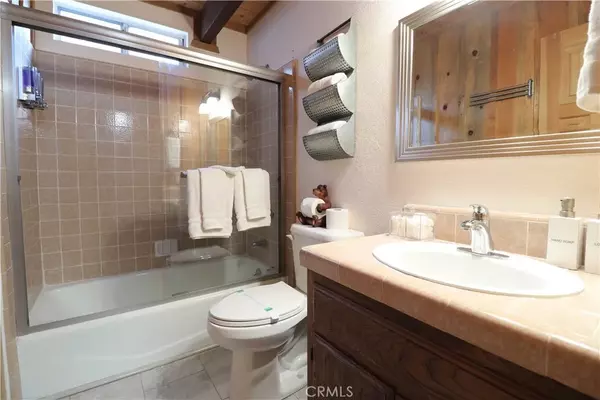 Big Bear City, CA 92314,437 Gold Mountain Drive