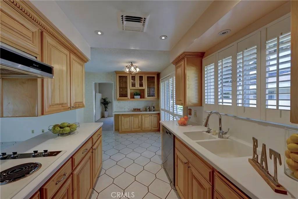 Yorba Linda, CA 92886,18342 Piper Place