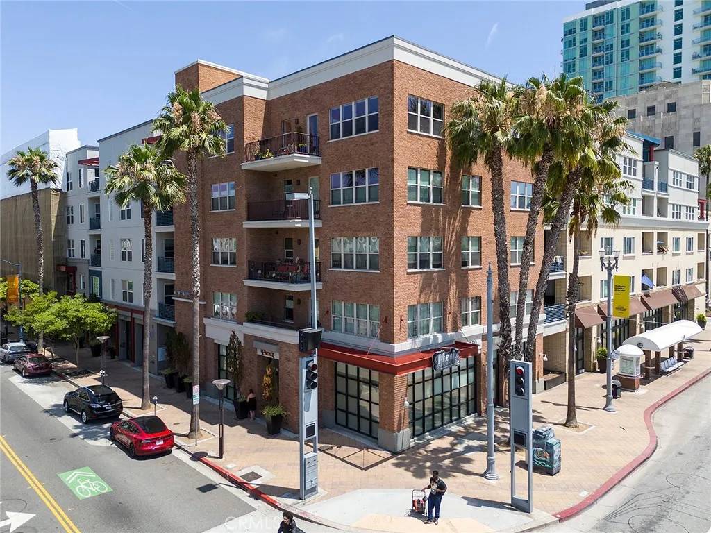 300 E 4th Street #118, Long Beach, CA 90802