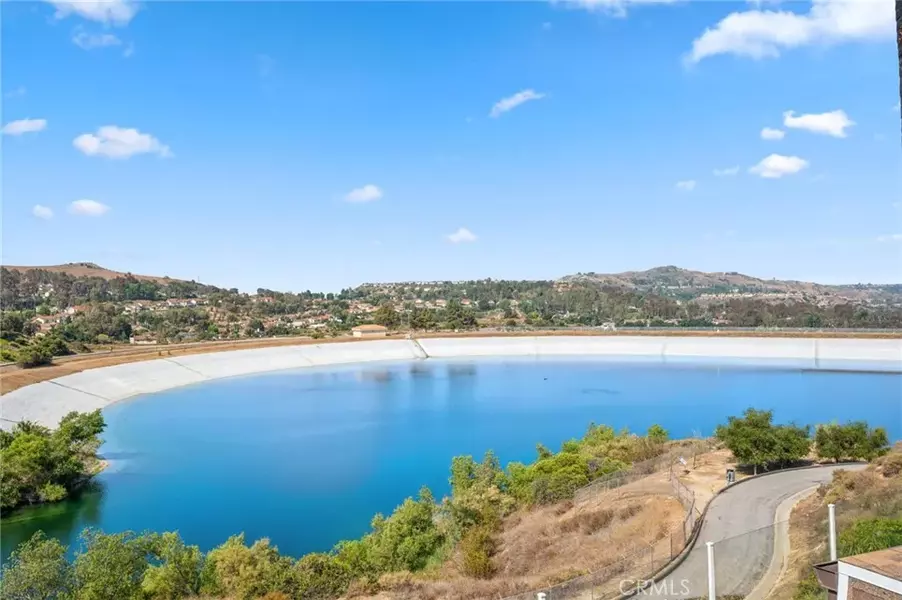 7012 E Viewpoint Lane, Anaheim Hills, CA 92807