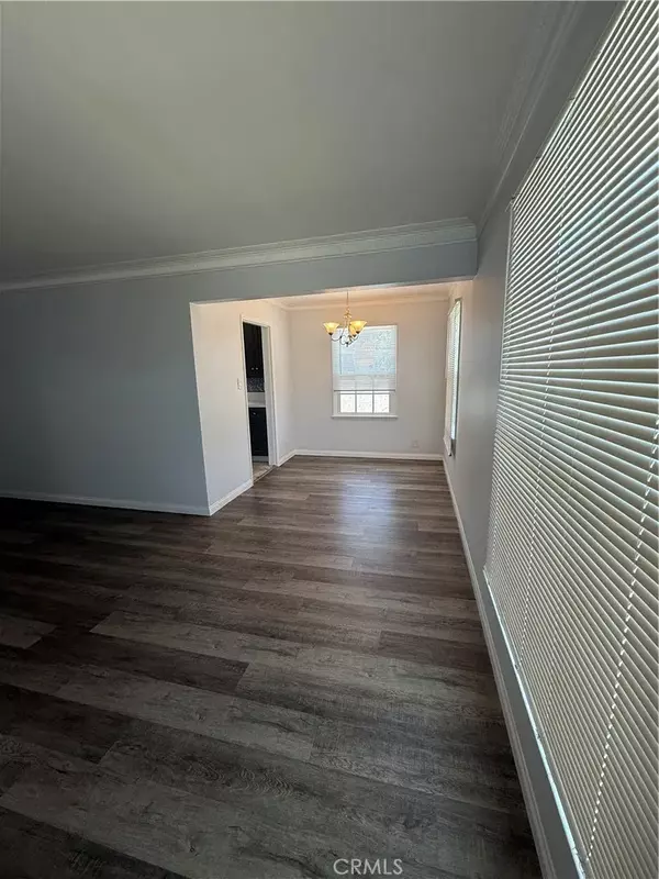 Los Angeles, CA 90043,5913 Overhill Drive