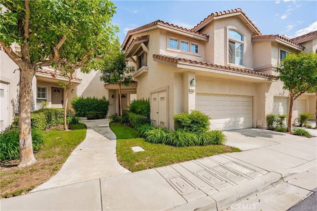 7891 Horizon View Dr, Anaheim Hills, CA 92808