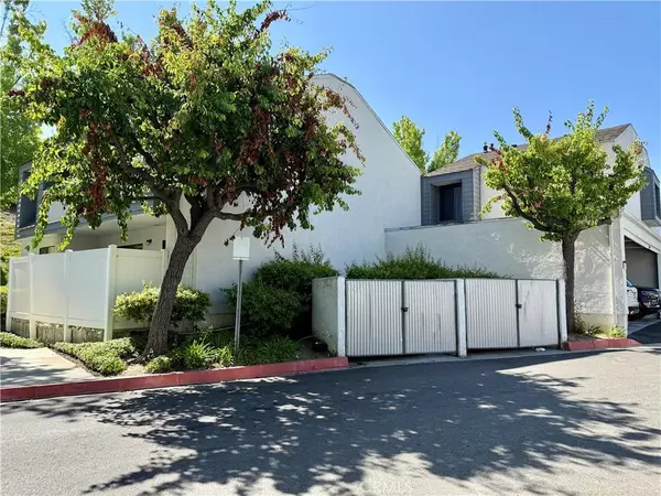 Anaheim, CA 92807,520 S Ranch View Circle