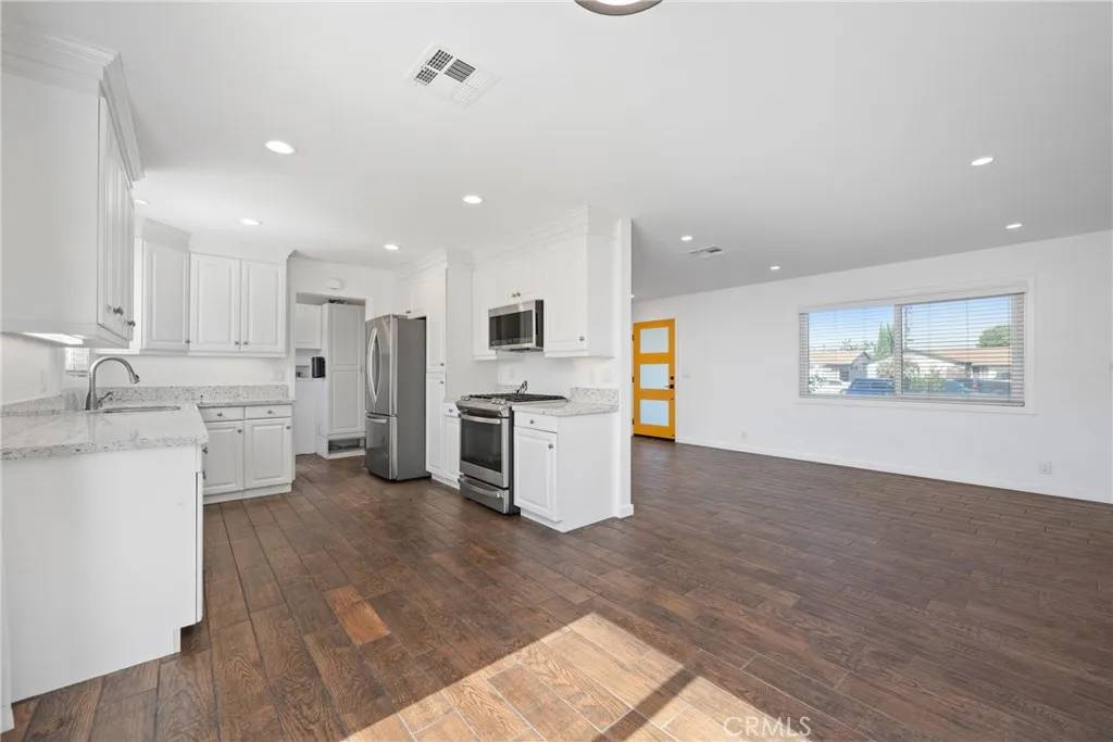 Westminster, CA 92683,14862 Stengal Street